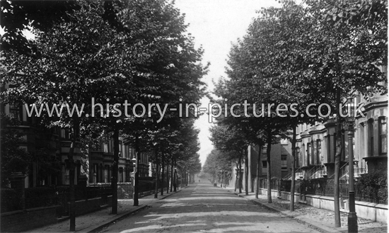 Agate road, Hammersmith, london. c.1913.